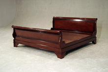 Load image into Gallery viewer, Classic Mahogany Sleigh Bed QS thomas-george-gallery