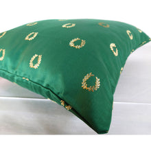 Load image into Gallery viewer, Emerald Green Wreath Cushion | Throw Pillow
