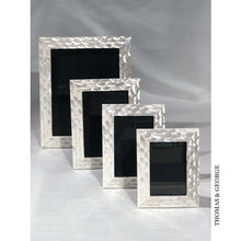 Load image into Gallery viewer, Bianca Picture Frame (Small)
